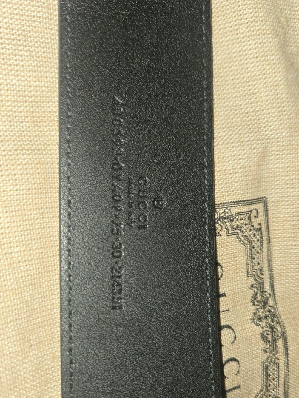 Gucci Black Leather Belt with Silver-Tone Hardware